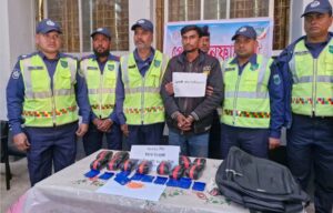 বড়াইগ্রামে ৩০ হাজার পিস ইয়াবাসহ ট্রাক জব্দ, চালক আটক!#সংবাদ শৈলী