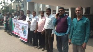 নাটোরে সার বিক্রেতা এ্যাসোসিয়েশনের  মানববন্ধন ও স্মারকলিপি প্রদান#সংবাদ শৈলী