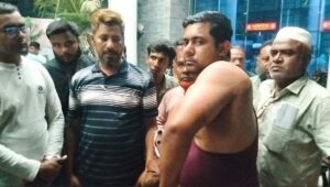 নাটোরে বোতলে তেল না দেওয়ায় পাম্প কর্মচারীর উপর হামলা#সংবাদ শৈলী