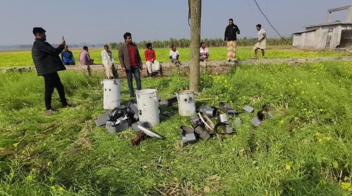 বড়াইগ্রামে প্রহরীকে বেঁধে ৩ ট্রান্সফরমার চুরি#সংবাদ শৈলী