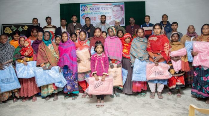 নাটোরে আদিবাসীদের মাঝে বিএনপির শীতবস্ত্র বিতরণ#সসংবাদদ শৈলী