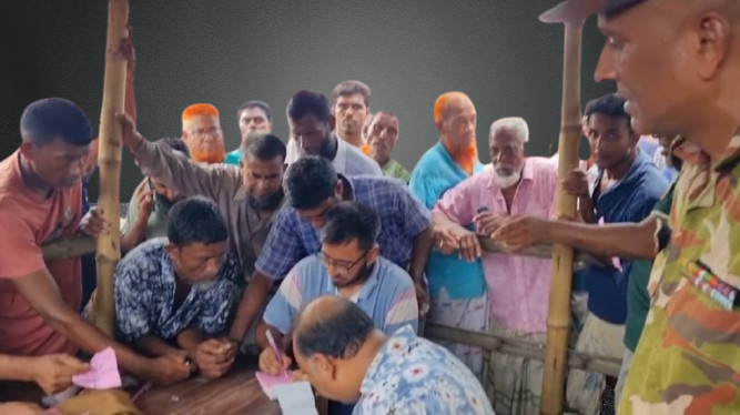 বড়াইগ্রামে অতিরিক্ত খাজনার টাকা ফেরত পেলো ৫ শতাধিক পশু ক্রেতা#সংবাদ শৈলী