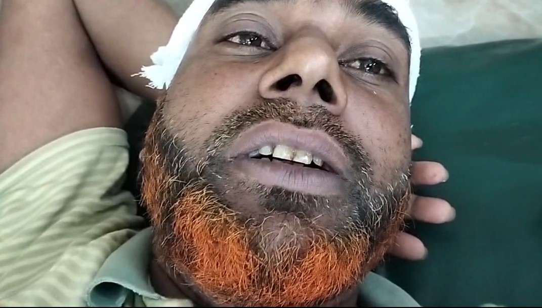 দু’জন পাট ব্যবসায়ীকে পিটিয়ে আহত করে পাঁচ লক্ষাধিক টাকা ছিনতাই #সংবাদ শৈলী