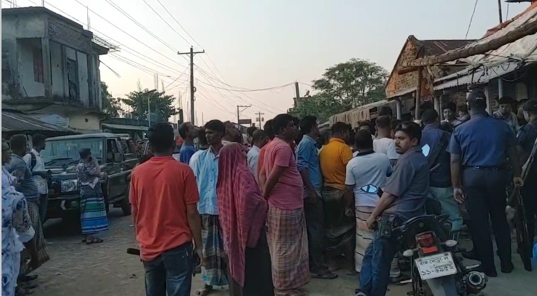 বড়াইগ্রামে ব্যবসায়ির গুদামে ১৩ টন গুলির খোসা!#সংবাদ শৈলী