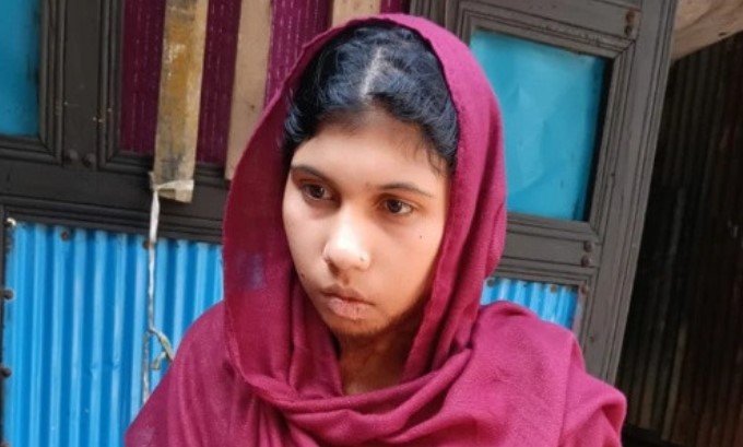 মোহাম্মদপুরে মা-মেয়েকে হত্যার ঘটনায় ঝালকাঠি থেকে কোজের মেয়ে আয়েশা গ্রেফতার ও তার স্বামী আটকছবি সংগৃহিত