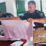 কাফনের কাপড় পেলেন দুই কলেজ শিক্ষক 