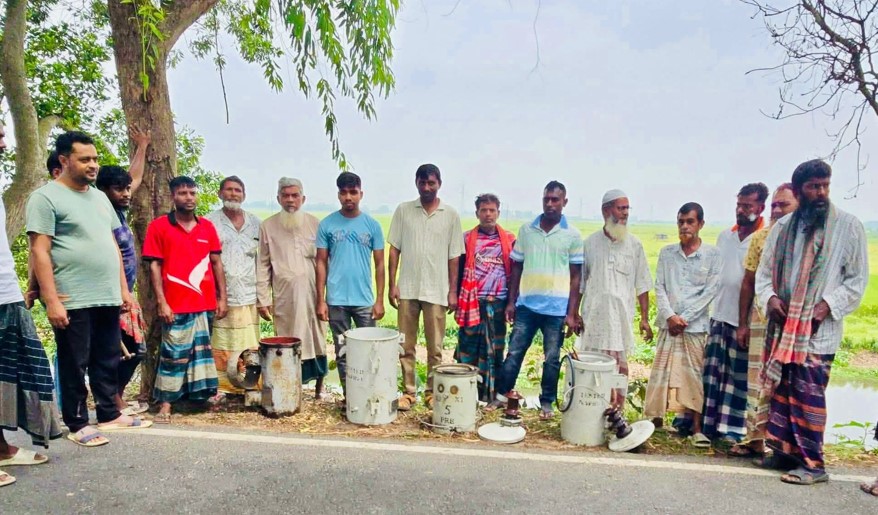 এক রাতে ফসলী মাঠ থেকে ৭ ট্রান্সফরমার চুরি, প্রায় ২শত বিঘা জমির ফসল নষ্টের শঙ্কা#সংবাদ শৈলী