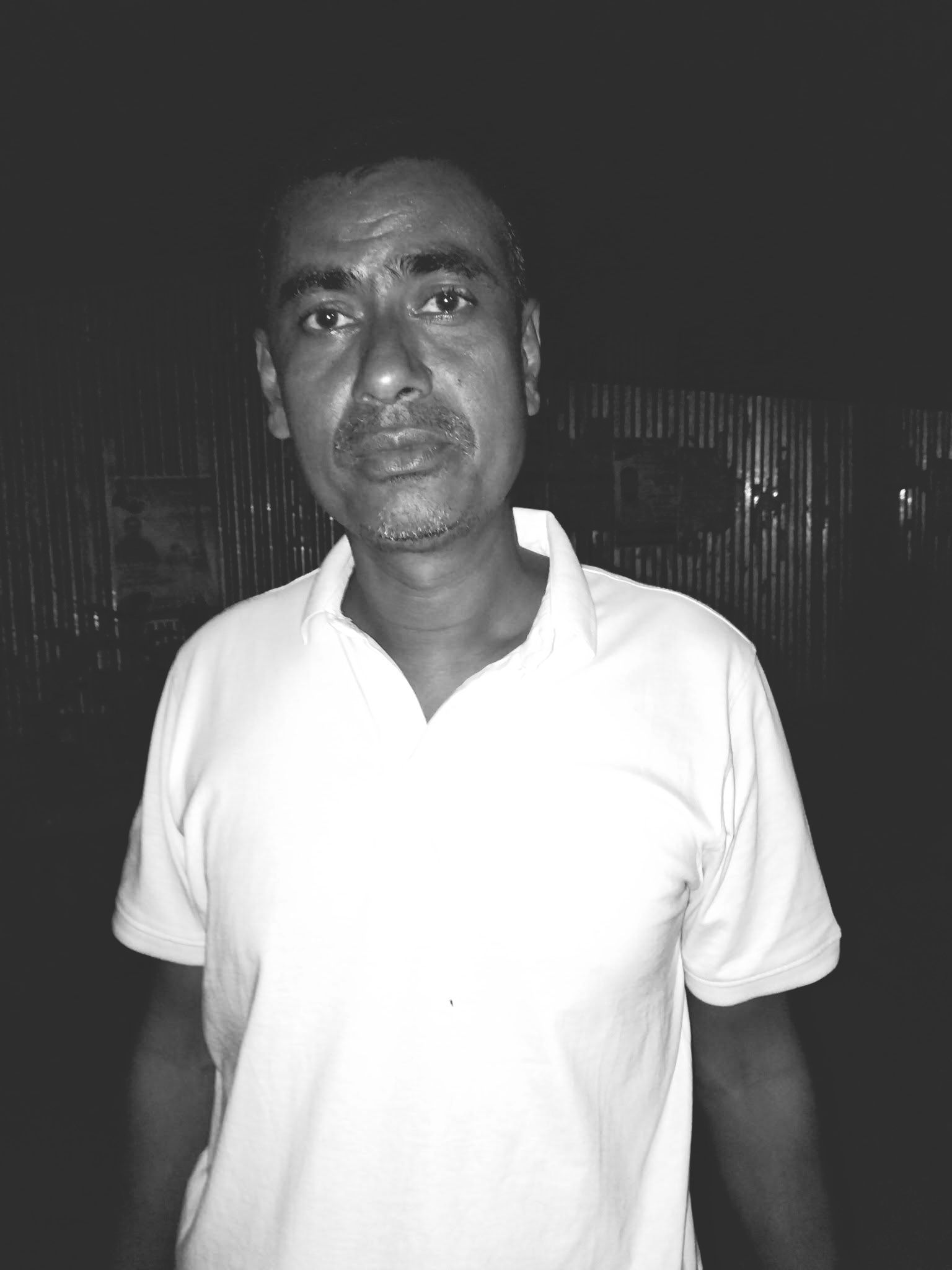 নাটোরের সিংড়ায় মাছ ব্যবসায়ীকে গলা কেটে হত্যা ,স্ত্রী ও ছেলে আটক #সংবাদ শৈলী