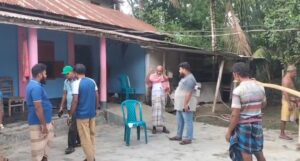নলডাঙ্গায় বাড়ির গেটের সামনে কাফনের কাপড় ও চিরকুট রেখে হুমকি #সংবাদ শৈলী