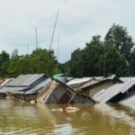 টানা বৃষ্টি ও পাহাড়ি ঢলে বন্যা পরিস্থিতির অবনতি, দুর্ভোগে ১০ লাখের বেশি মানুষ