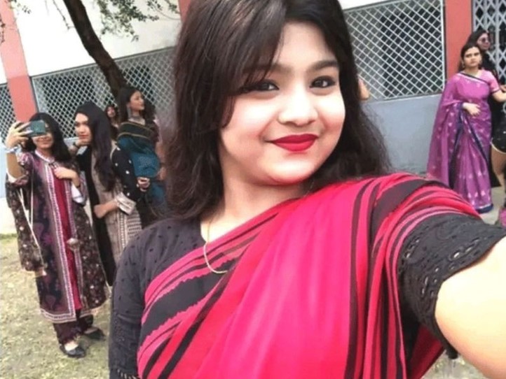 খুলনায় কিশোরী নির্জনা হত্যা: মায়ের স্বীকারোক্তি, তদন্তে উঠে এলো চাঞ্চল্যকর তথ্য#সংবাদ শৈলী