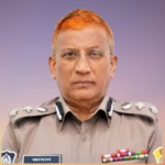 পুলিশের পোশাকে আ.লীগের মনোনয়ন জমা, অবসরে অতিরিক্ত ডিআইজি