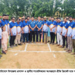 সিংড়ায় উৎসবমুখর পরিবেশে উপজেলা প্রশাসন ও সাংবাদিকদের অংশগ্রহণে প্রীতি ক্রিকেট ম্যাচ অনুষ্ঠিত হয়েছে