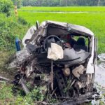 নাটোরে লাশবাহী অ্যাম্বুলেন্স ও ট্রাকের মুখোমুখি সংঘর্ষ, আহত ৮