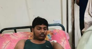 ইমামকে ফাঁকা মাঠে নিয়ে মারধর করে ফোন ছিনতাই#সংবাদ শৈলী