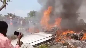 কঙ্গোতে বিমান বিধ্বস্ত হয়ে ২ জ্যেষ্ঠ সেনা কর্মকর্তাসহ ১৪ জন নিহত : ভিডিও