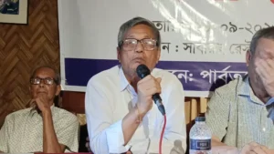 দাবি মানা না হলে পাহাড়ে অশান্তির দায় সরকারকে নিতে হবে : সন্তোষিত চাকমা