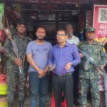 নাটোরে গ্যাস মজুদের অভিযোগ, ডিলারকে ৫ হাজার টাকা জরিমানা